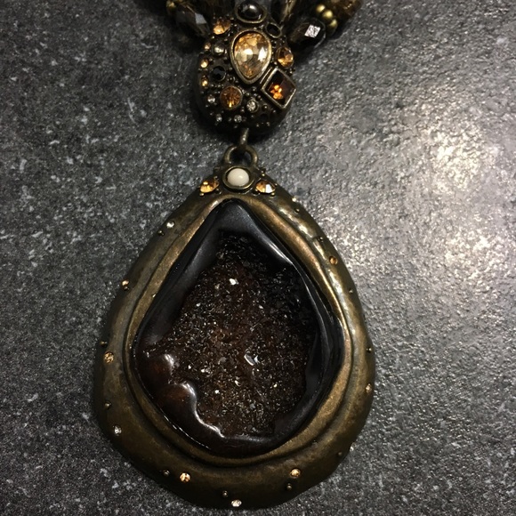 Chico’s necklace with crystal like pendant - Picture 3 of 5